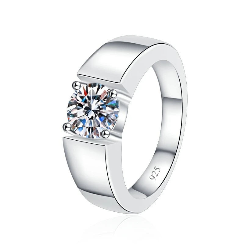 Anello Solitario in Argento 925 con Moissanite