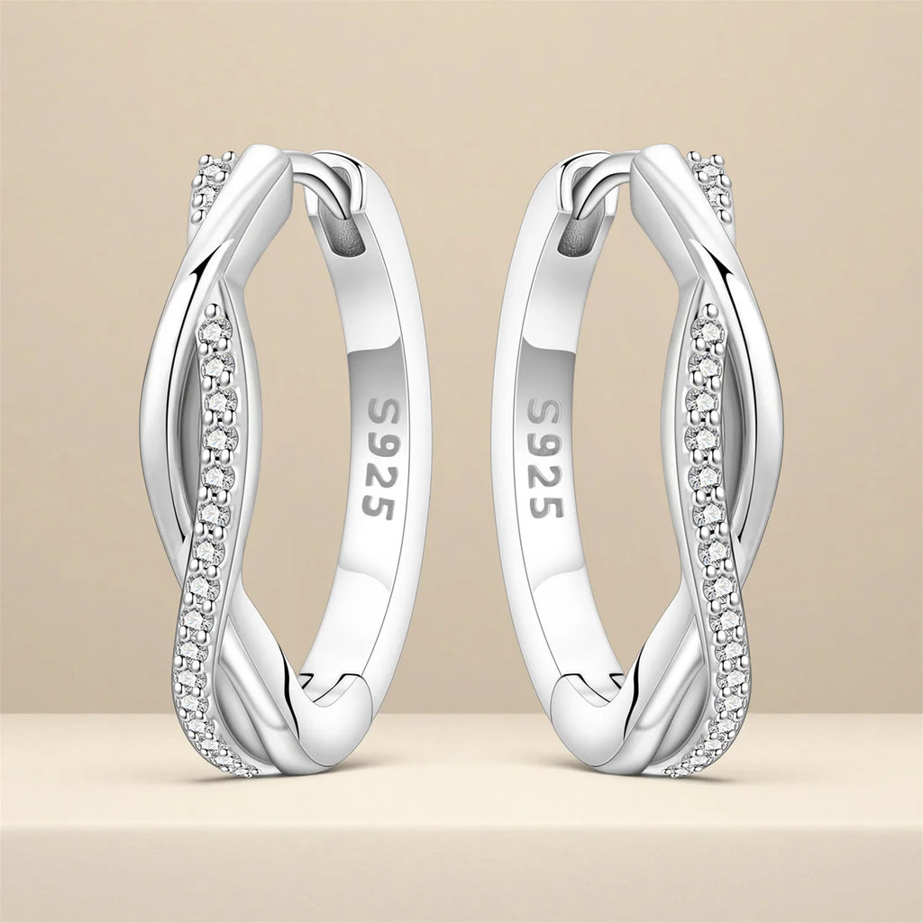 Orecchini a Cerchio Intrecciati in Argento 925 – Stile Trendy