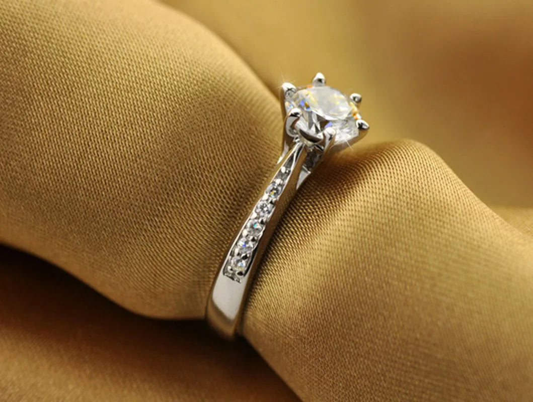 Anello Classico in Argento 925 con Tormalina – Filo d'Oro